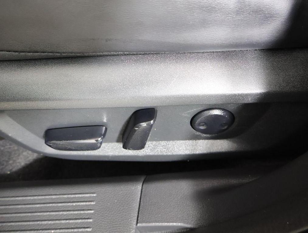 used 2021 Nissan Rogue car, priced at $17,464