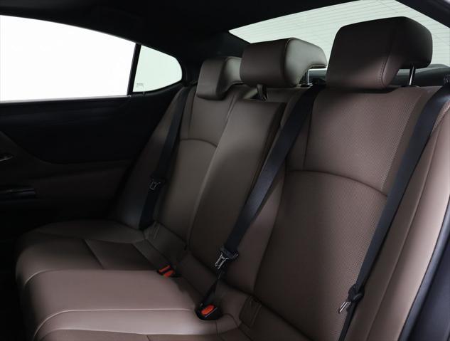 used 2023 Lexus ES 350 car, priced at $39,995
