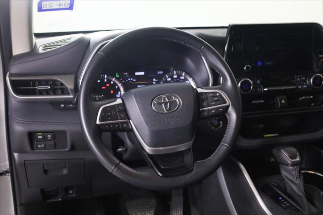 used 2023 Toyota Highlander car, priced at $38,995