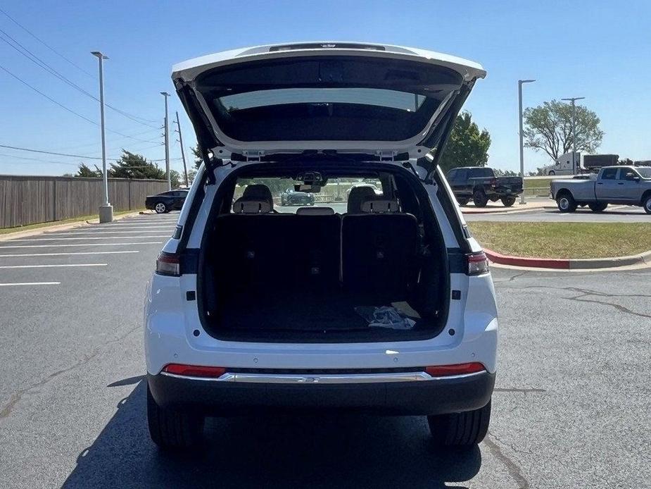 new 2024 Jeep Grand Cherokee car, priced at $56,670