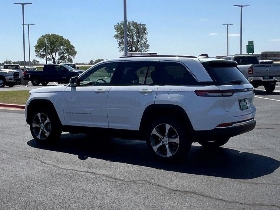 new 2024 Jeep Grand Cherokee car, priced at $56,670