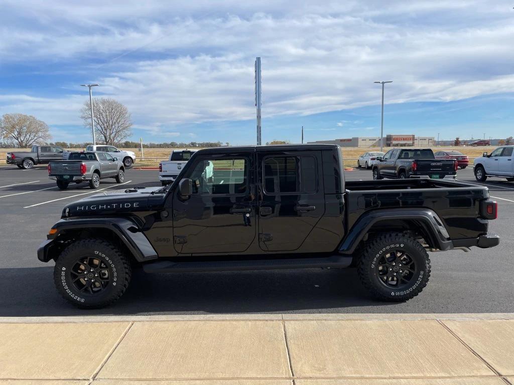 new 2025 Jeep Gladiator car, priced at $49,555