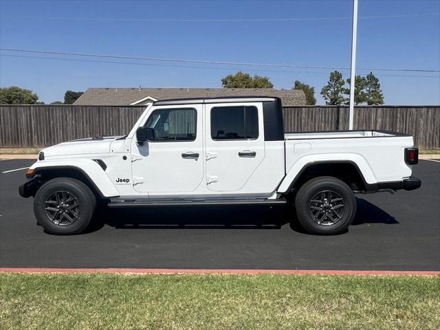 new 2024 Jeep Gladiator car, priced at $40,510