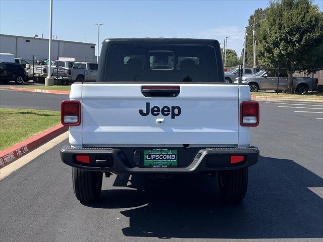 new 2024 Jeep Gladiator car, priced at $40,510