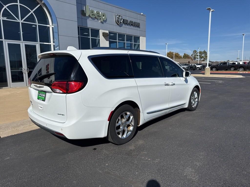 used 2017 Chrysler Pacifica car, priced at $16,500