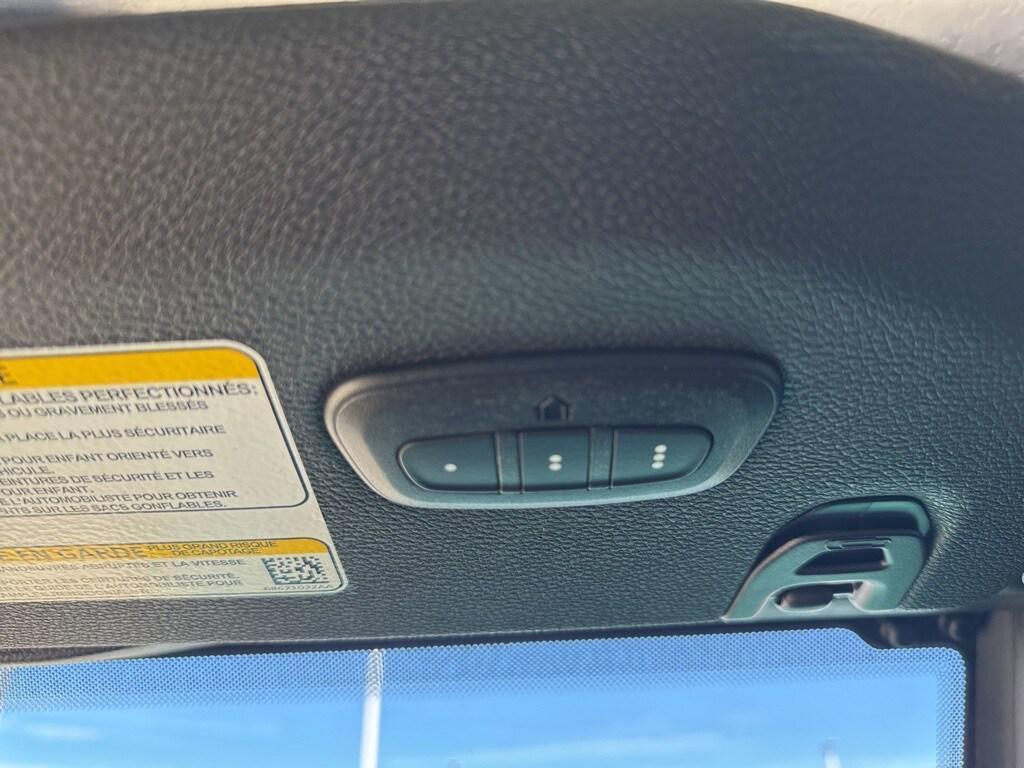 new 2025 Jeep Gladiator car, priced at $52,737