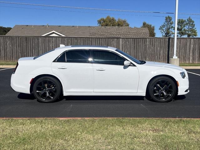 used 2022 Chrysler 300 car, priced at $25,581