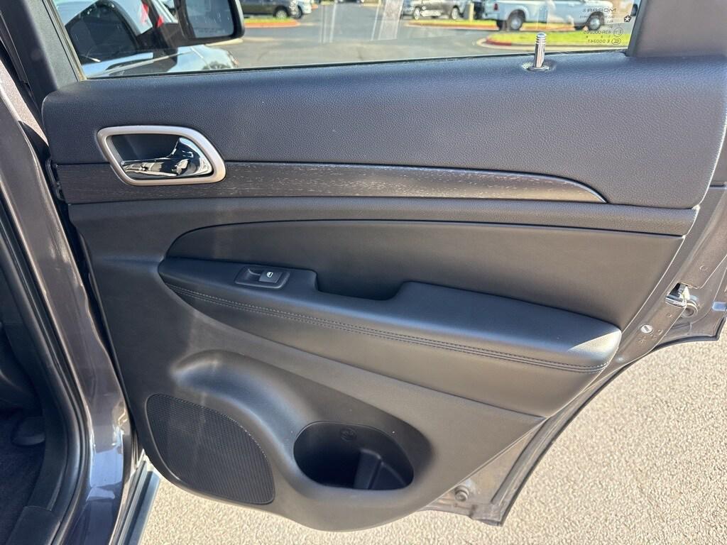 used 2017 Jeep Grand Cherokee car, priced at $14,000