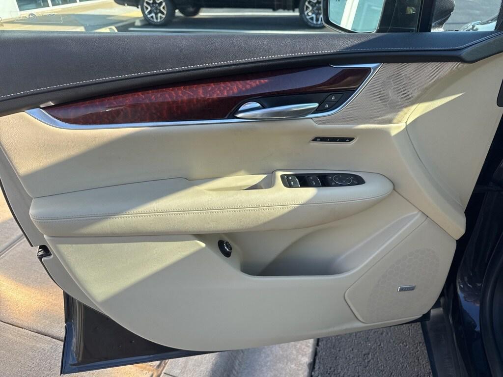 used 2018 Cadillac XT5 car, priced at $23,463