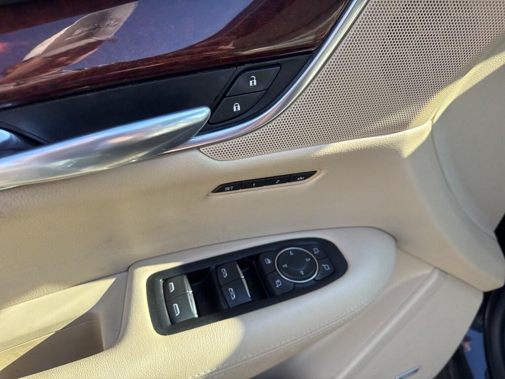 used 2018 Cadillac XT5 car, priced at $23,463