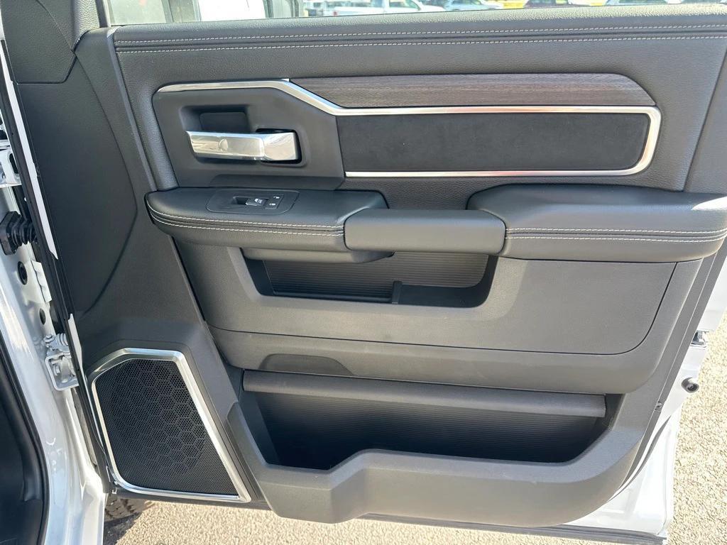 new 2025 Ram 2500 car, priced at $76,257