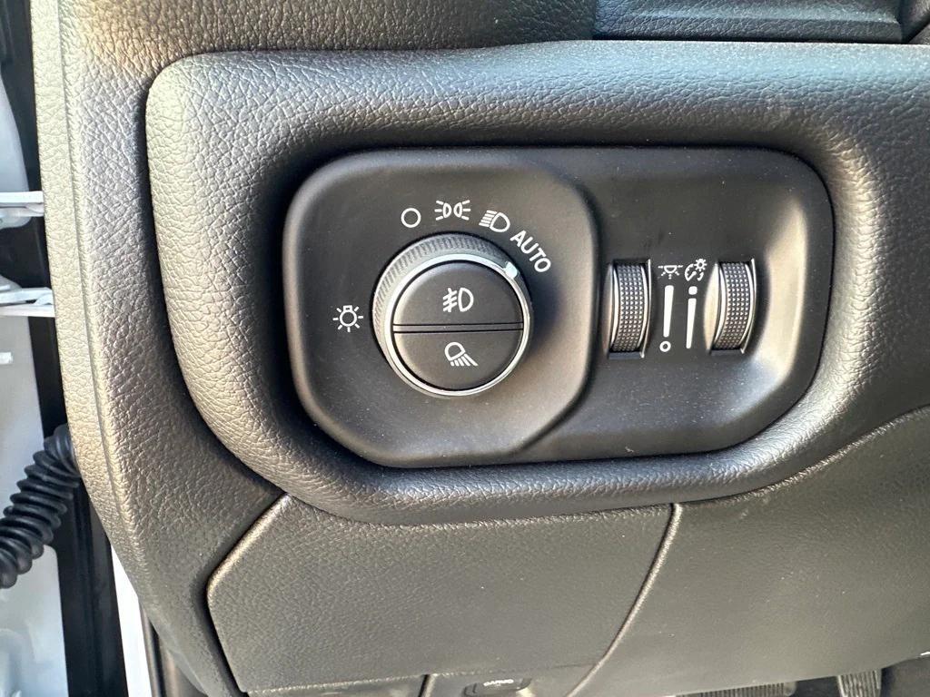 new 2025 Ram 2500 car, priced at $76,257