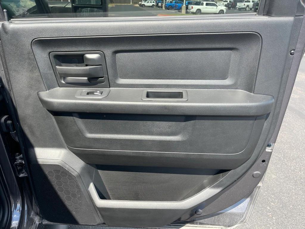 new 2025 Ram 2500 car, priced at $64,517