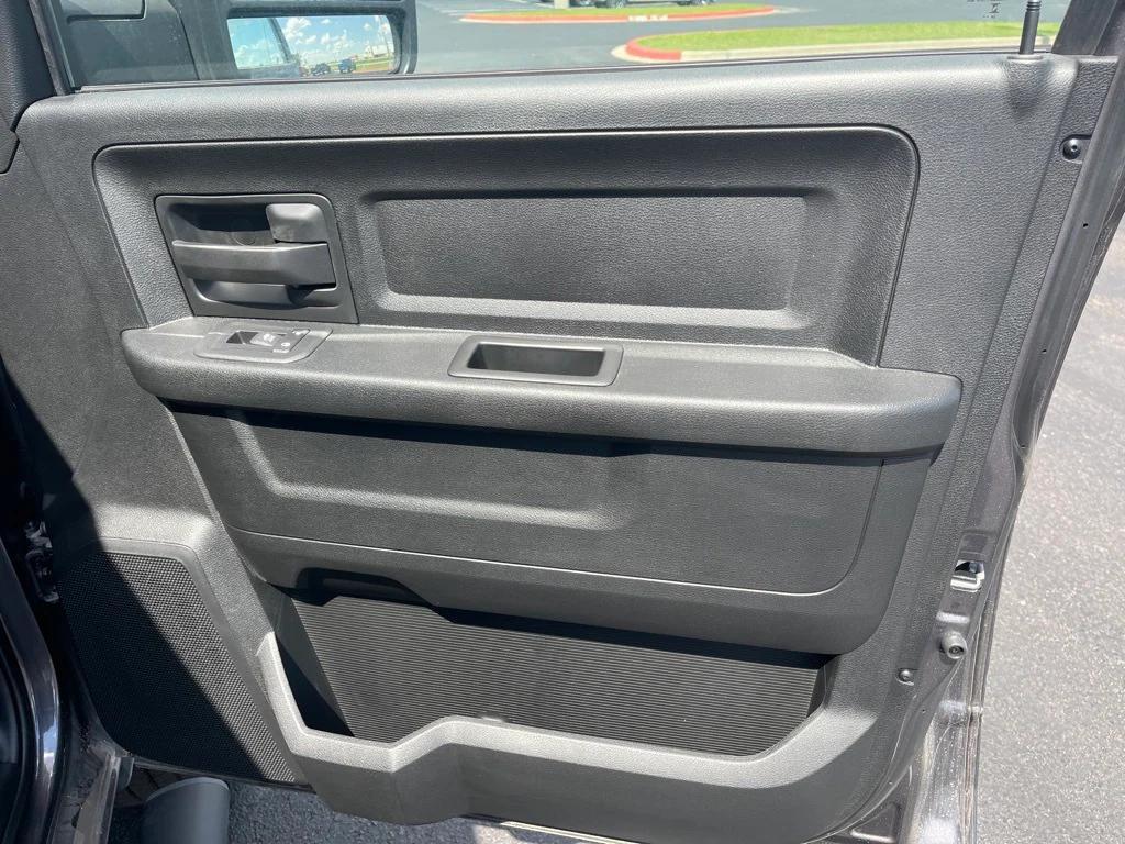 new 2025 Ram 2500 car, priced at $64,517