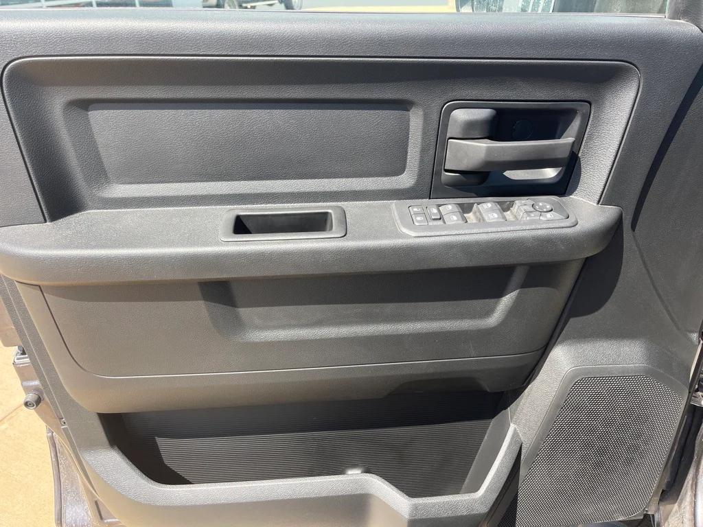 new 2025 Ram 2500 car, priced at $64,517