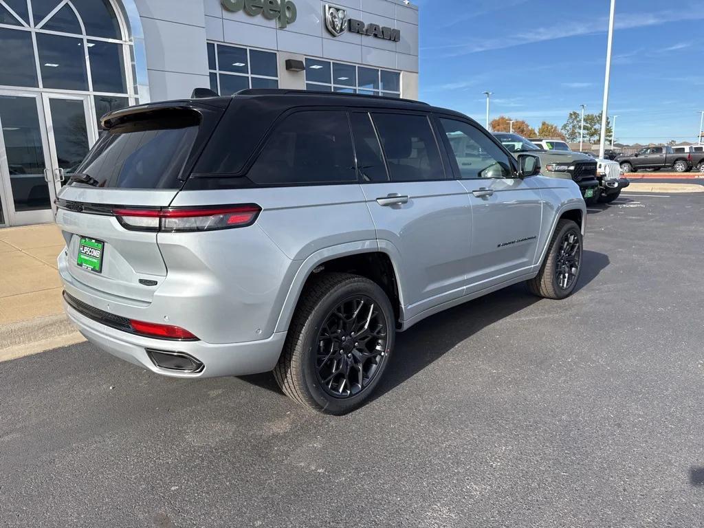 new 2025 Jeep Grand Cherokee car, priced at $60,268