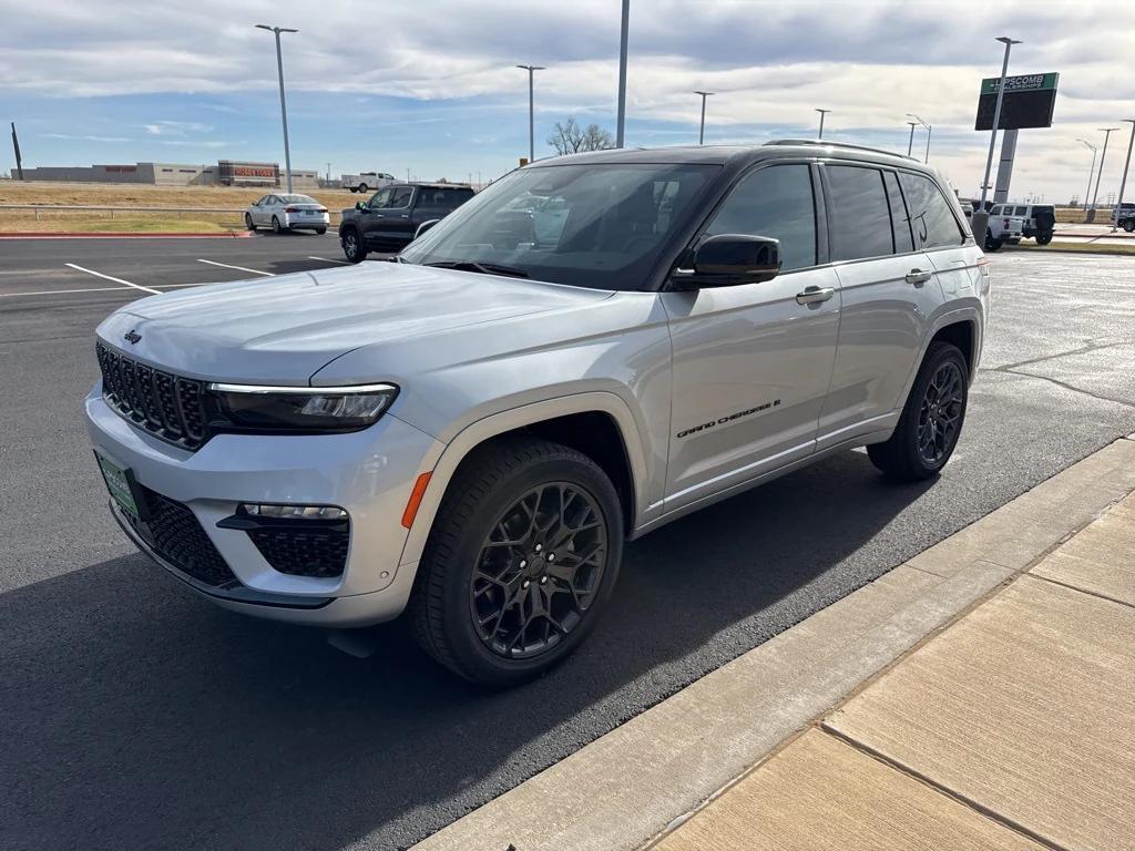 new 2025 Jeep Grand Cherokee car, priced at $60,268