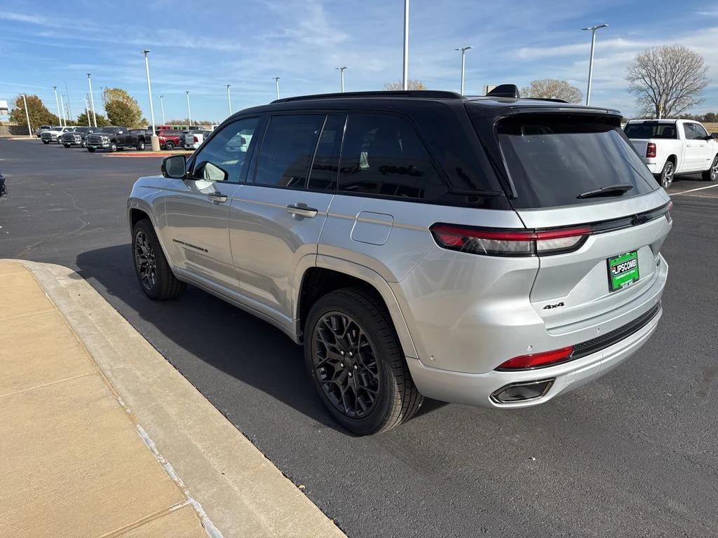 new 2025 Jeep Grand Cherokee car, priced at $60,268