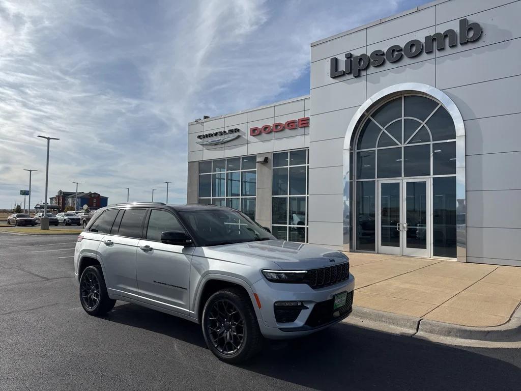 new 2025 Jeep Grand Cherokee car, priced at $60,268