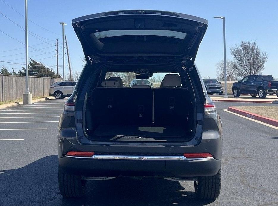 new 2024 Jeep Grand Cherokee car, priced at $53,735