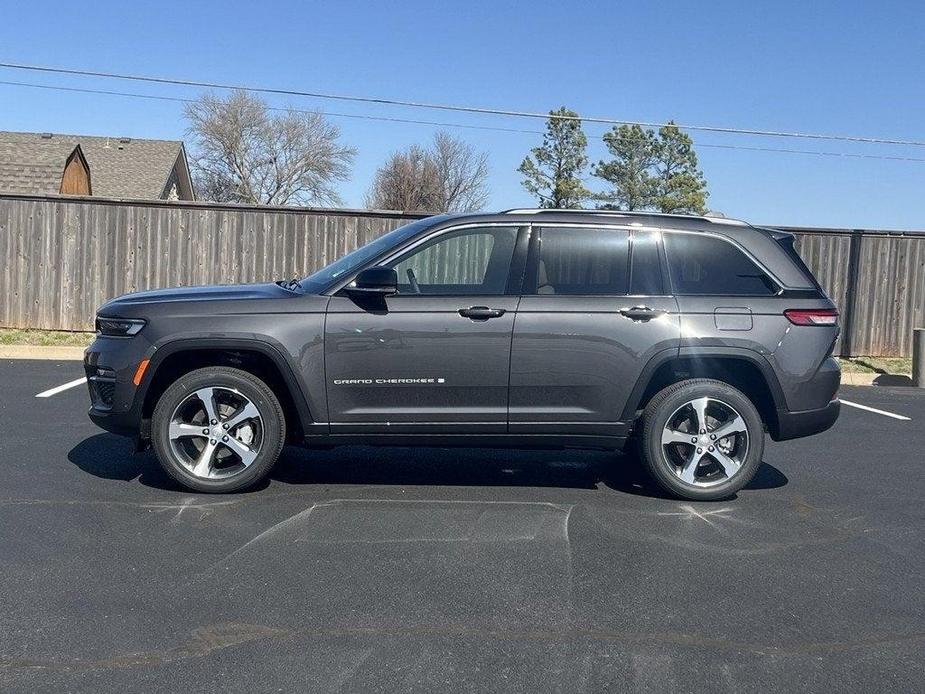 new 2024 Jeep Grand Cherokee car, priced at $53,735