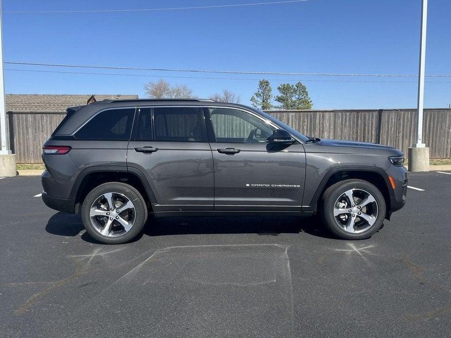 new 2024 Jeep Grand Cherokee car, priced at $53,735