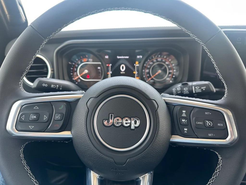 new 2025 Jeep Wrangler car, priced at $50,605