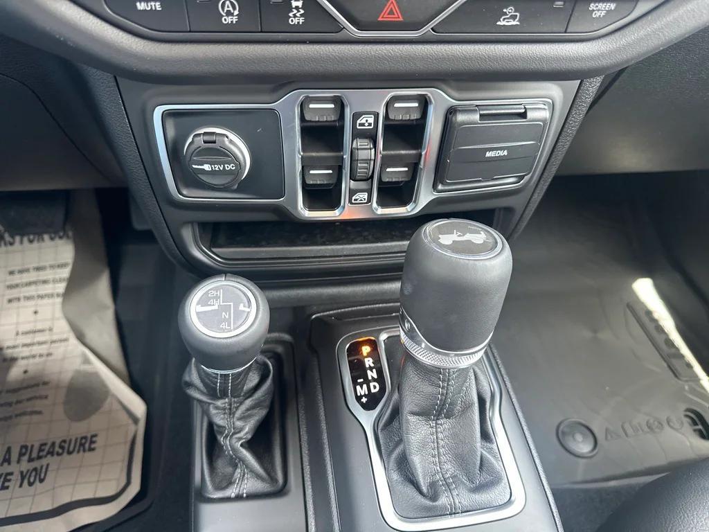 new 2025 Jeep Wrangler car, priced at $50,605