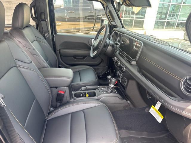 new 2025 Jeep Wrangler car, priced at $55,040