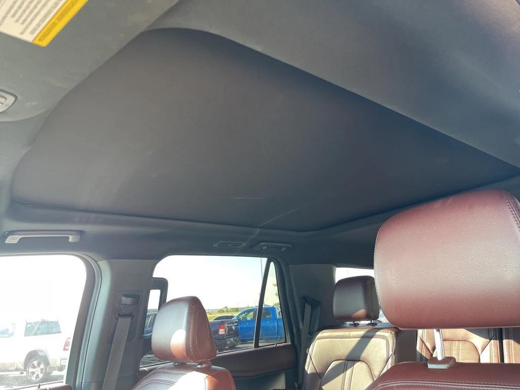 used 2024 Ford Expedition car, priced at $49,918