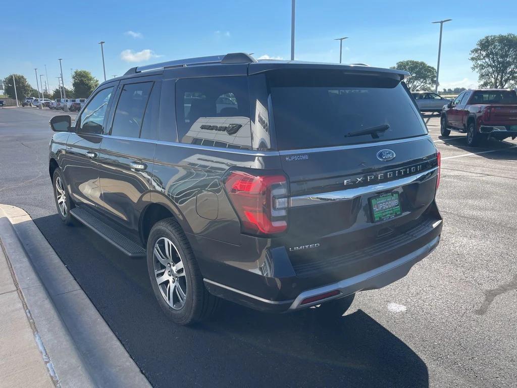 used 2024 Ford Expedition car, priced at $49,918