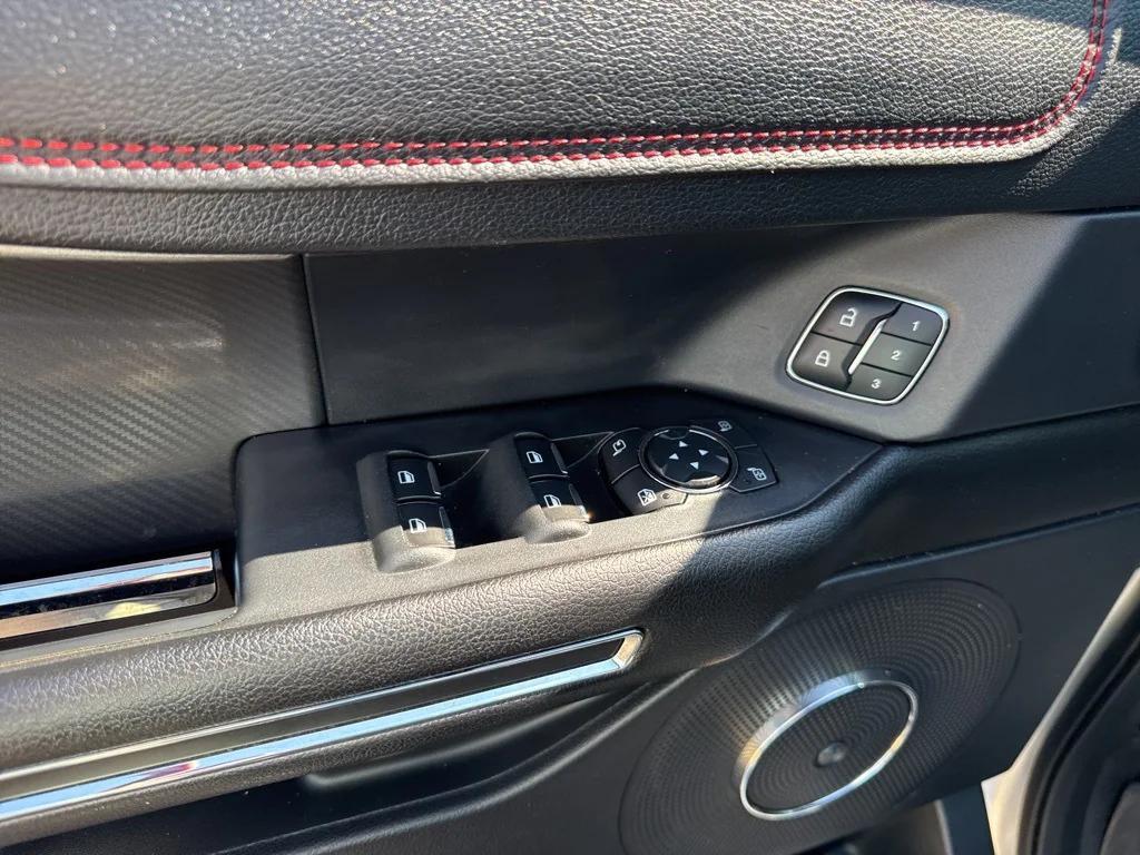 used 2019 Ford Expedition car, priced at $24,000