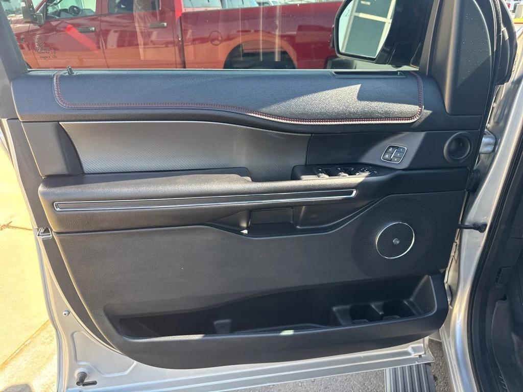 used 2019 Ford Expedition car, priced at $24,000