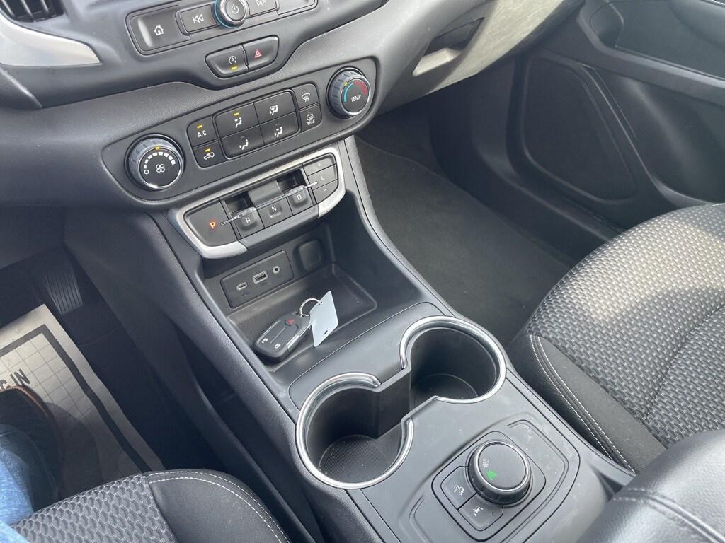 used 2024 GMC Terrain car, priced at $22,304