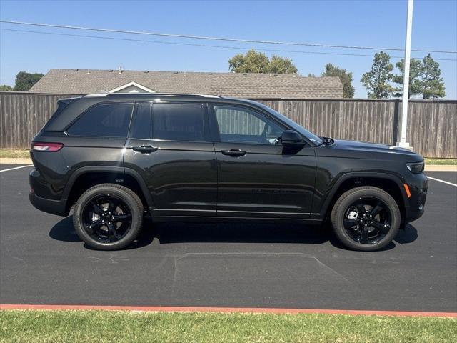 new 2025 Jeep Grand Cherokee car, priced at $44,491