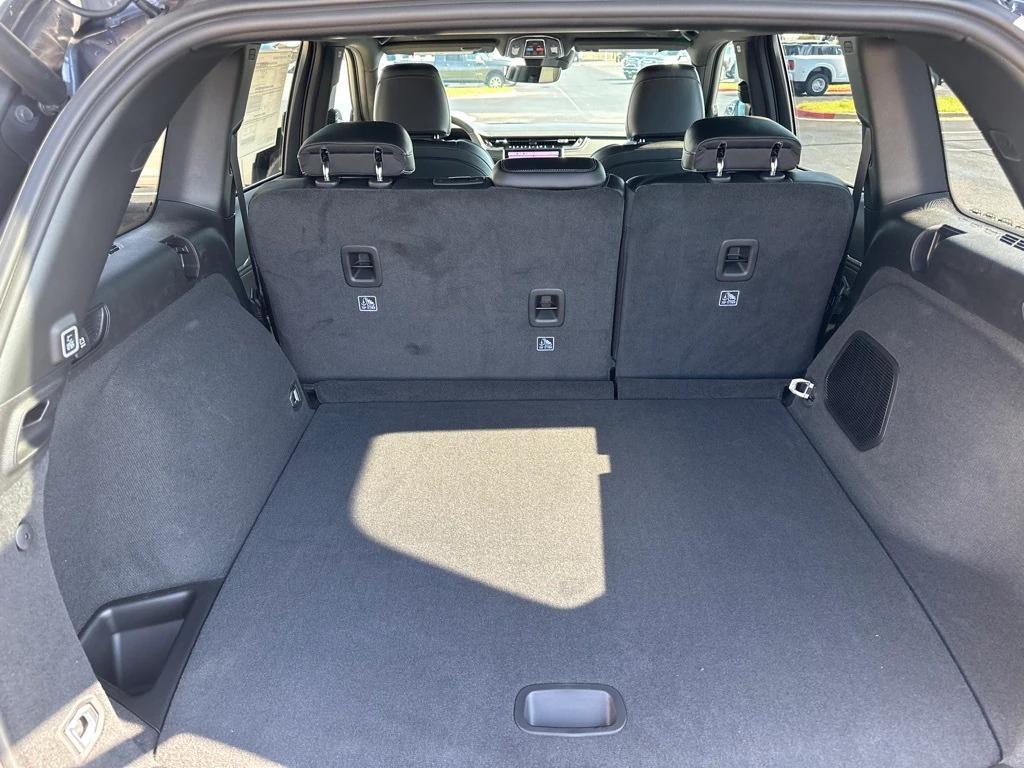 new 2025 Jeep Grand Cherokee car, priced at $57,356