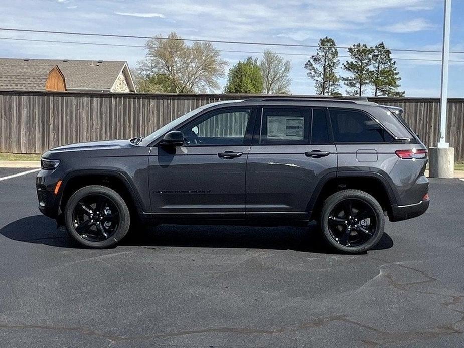 new 2024 Jeep Grand Cherokee car, priced at $46,532