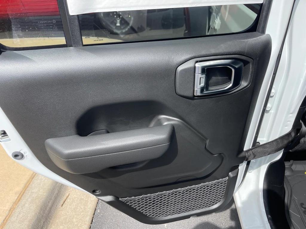 new 2025 Jeep Wrangler car, priced at $42,415