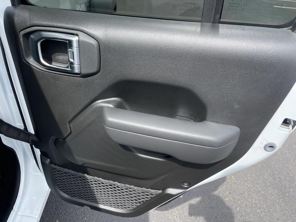 new 2025 Jeep Wrangler car, priced at $42,415