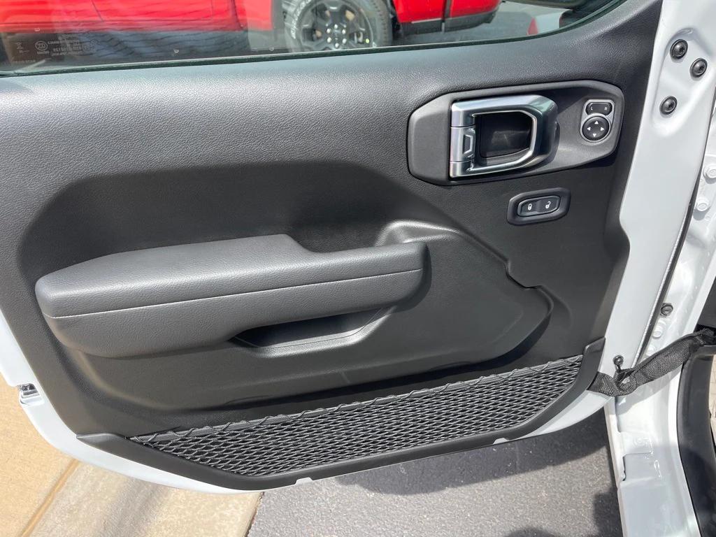 new 2025 Jeep Wrangler car, priced at $42,415