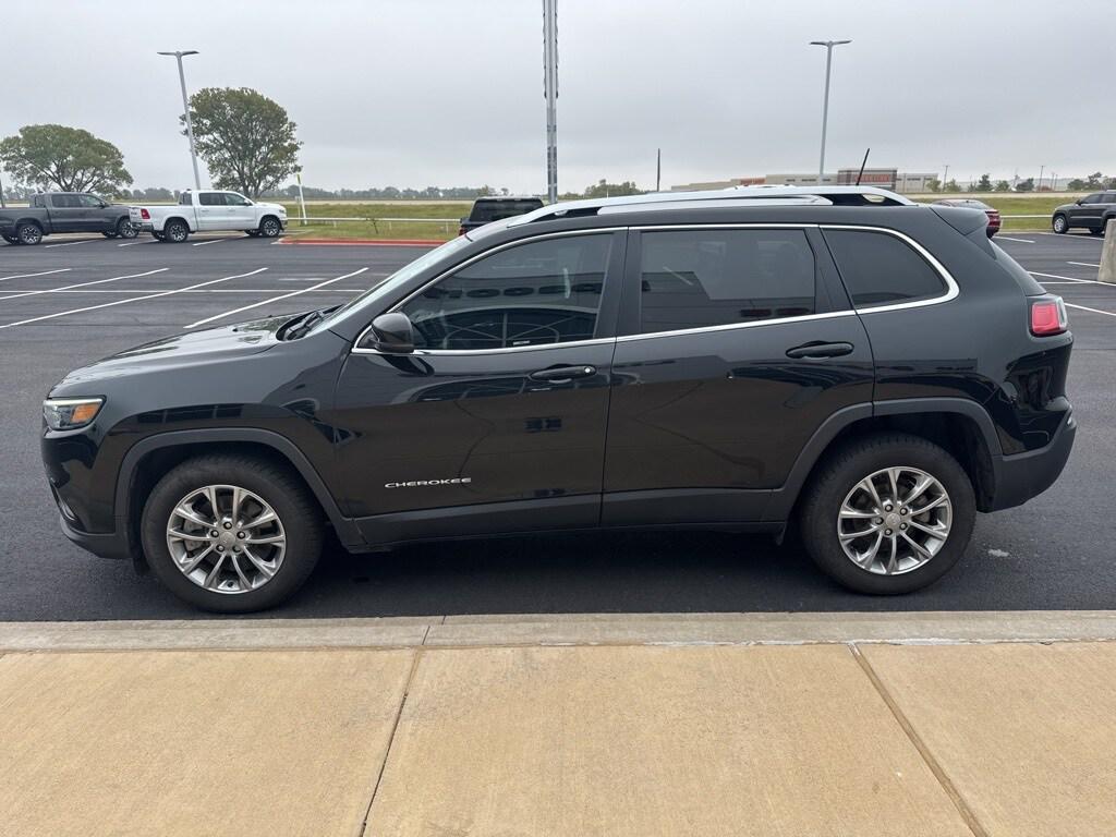 used 2019 Jeep Cherokee car, priced at $14,972