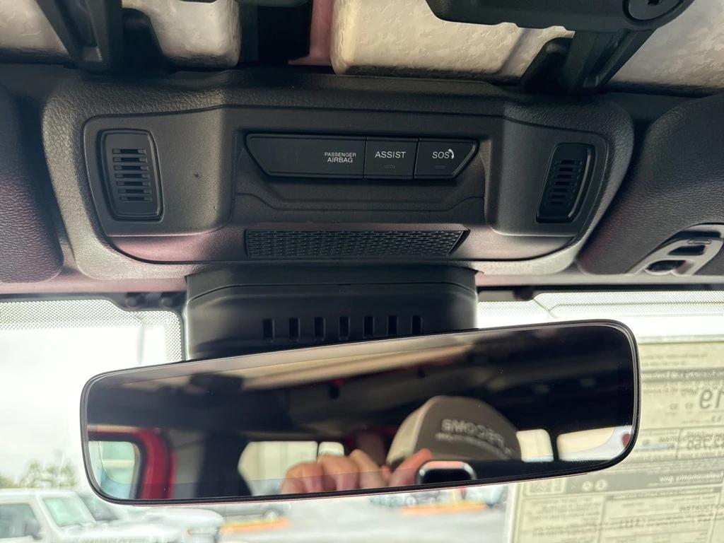 new 2025 Jeep Gladiator car, priced at $52,237