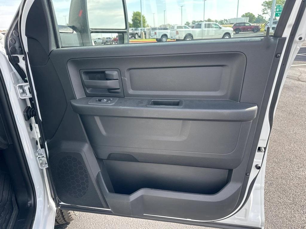 new 2025 Ram 2500 car, priced at $60,950