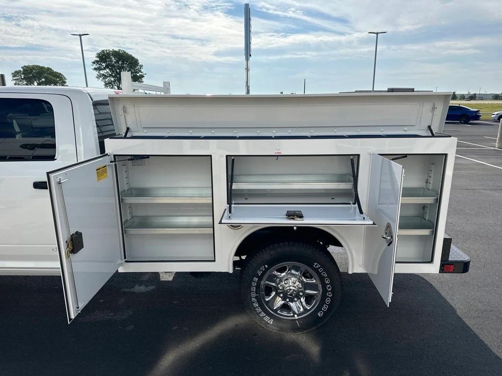 new 2025 Ram 2500 car, priced at $60,950