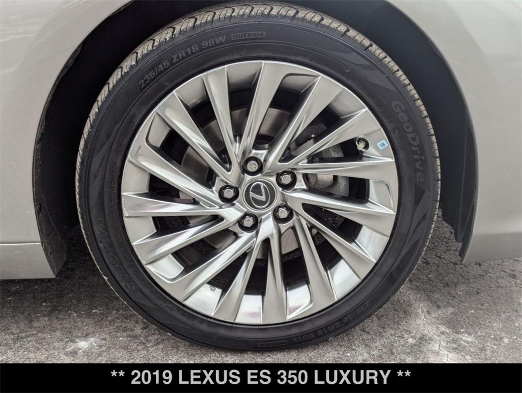 used 2019 Lexus ES 350 car, priced at $34,306