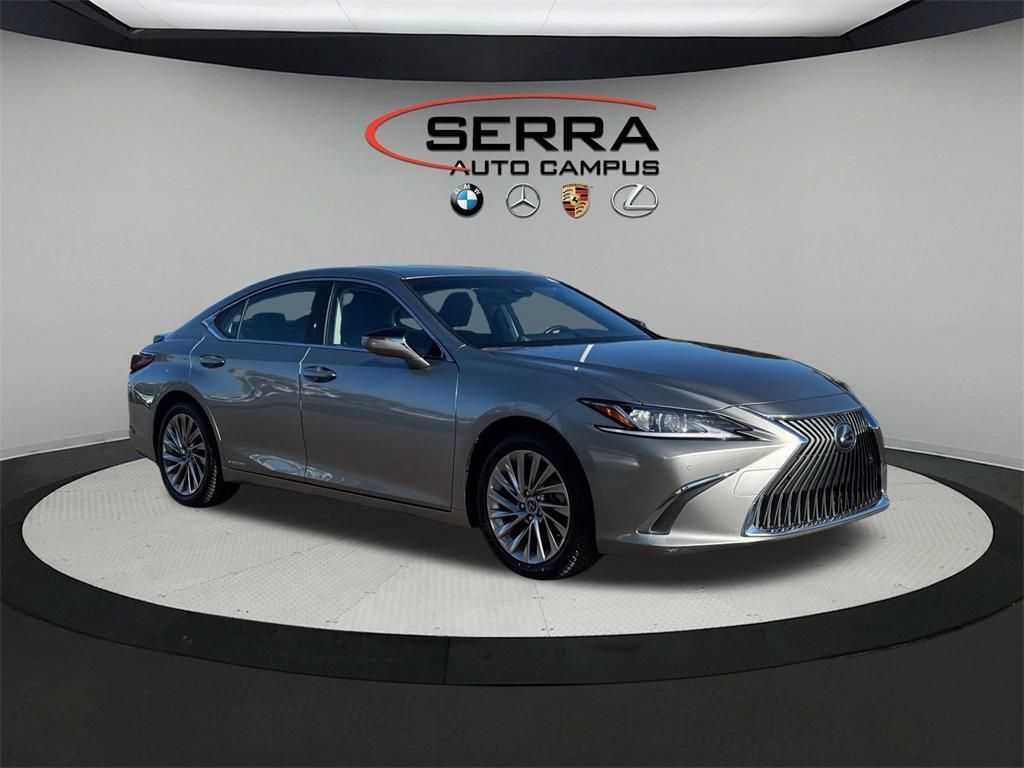 used 2019 Lexus ES 300h car, priced at $26,500