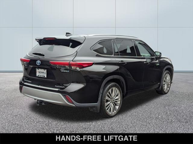 used 2021 Toyota Highlander Hybrid car, priced at $39,500