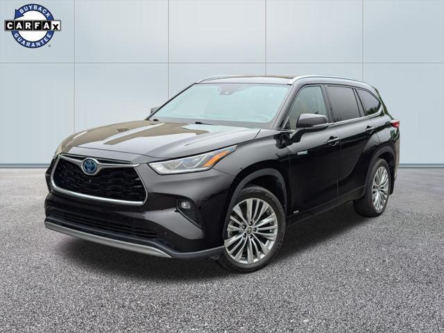 used 2021 Toyota Highlander Hybrid car, priced at $40,000