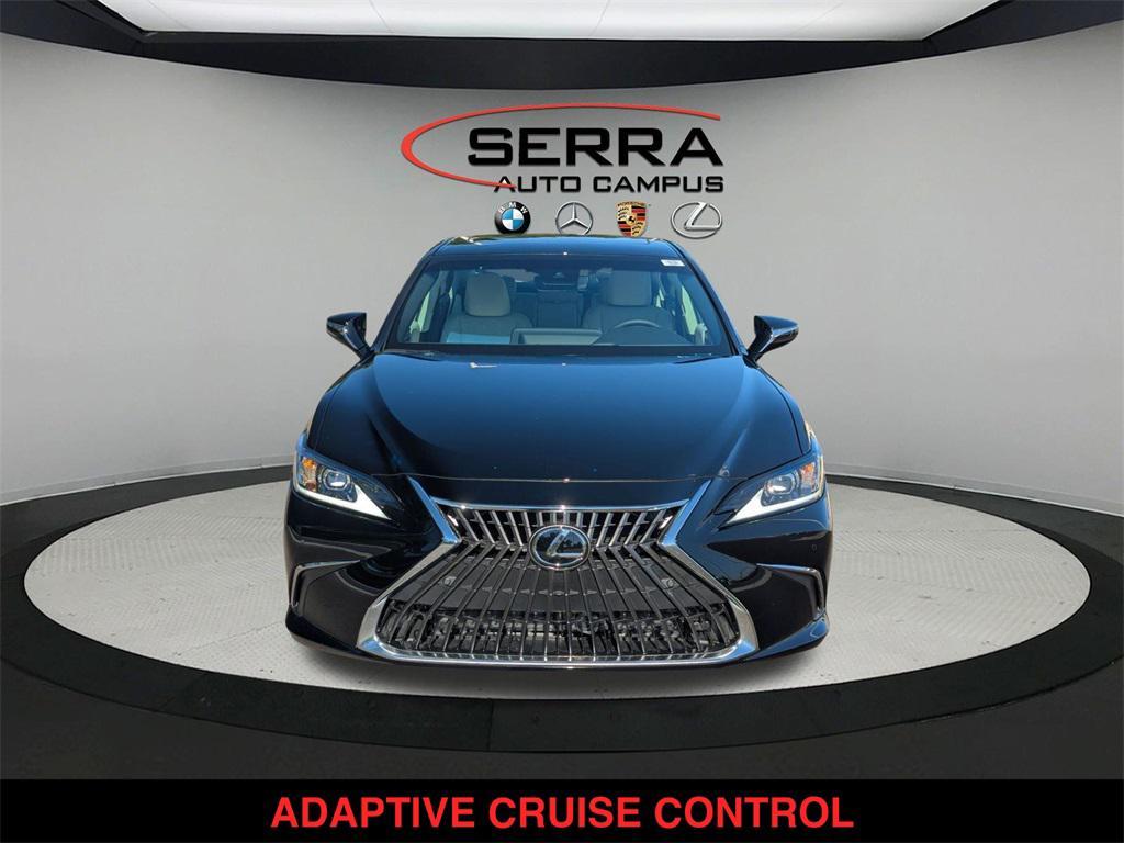 new 2025 Lexus ES 300h car, priced at $51,144