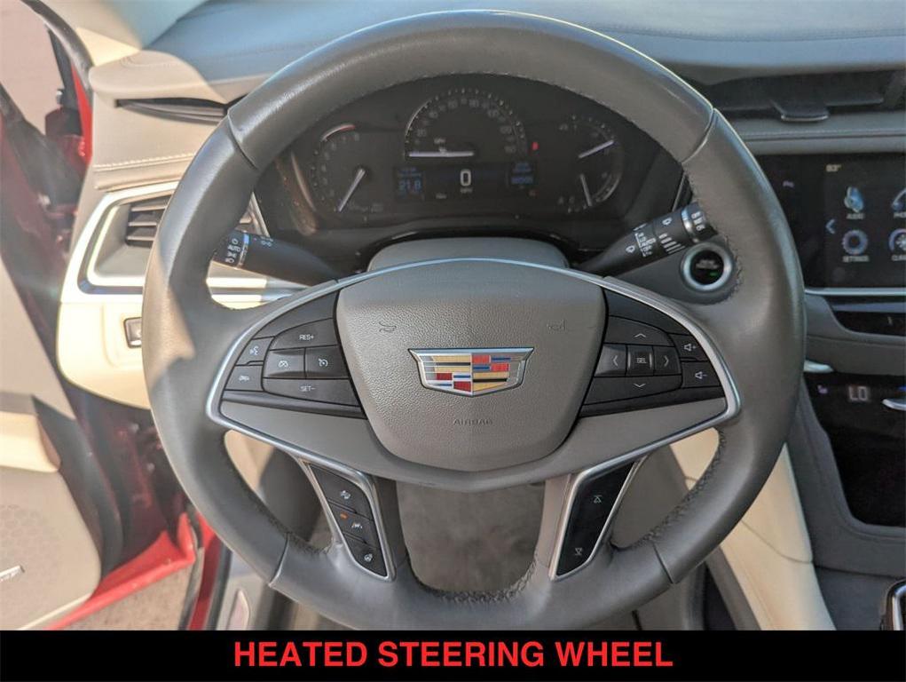 used 2017 Cadillac XT5 car, priced at $14,000